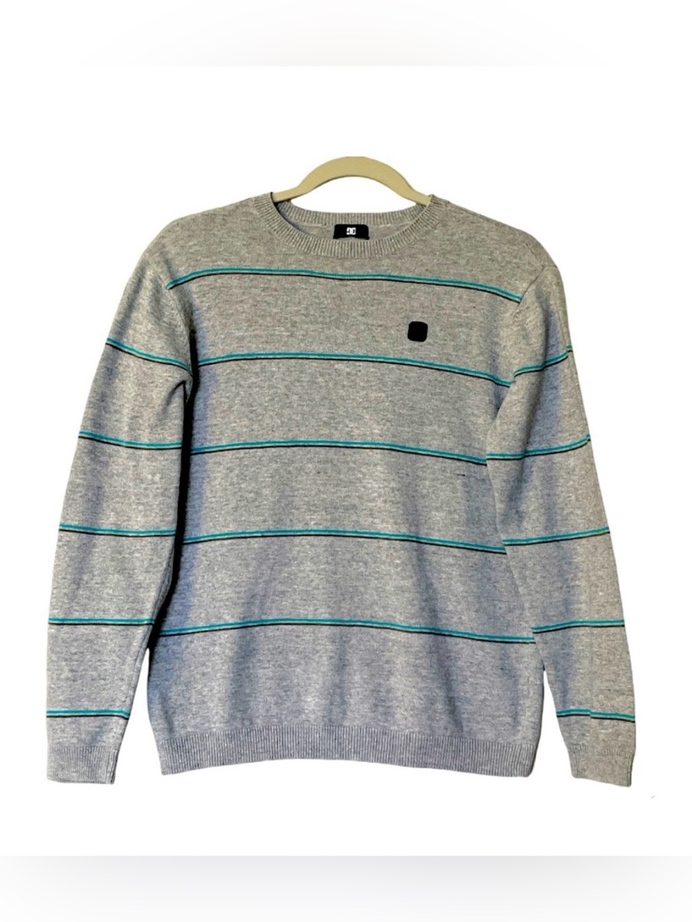 DC Gray with Green/Black Stripes Crew Neck Sweater Size Small